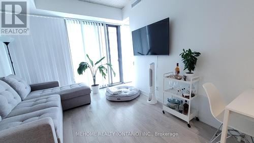 1911 - 185 Roehampton Avenue, Toronto, ON - Indoor