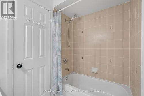 96 - 1250 St Martins Drive, Pickering, ON - Indoor Photo Showing Bathroom