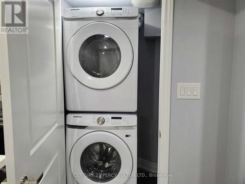 89 Woodcock Avenue, Ajax, ON - Indoor Photo Showing Laundry Room