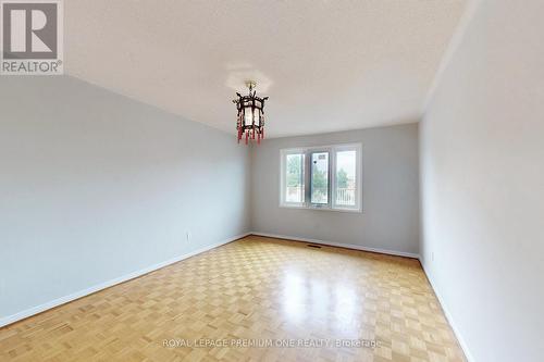 70 Vineyard Court, Vaughan, ON - Indoor Photo Showing Other Room