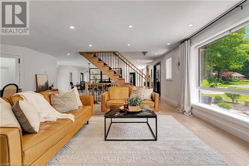 514 Oxbow Road, Waterloo, ON - Indoor Photo Showing Living Room