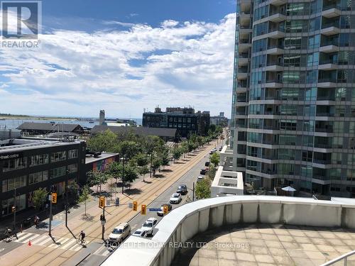 507 - 218 Queens Quay W, Toronto, ON - Outdoor