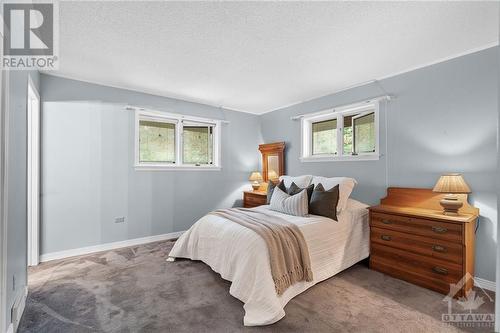 primary bedroom - 196 Indian Hill Road, Pakenham, ON - Indoor Photo Showing Bedroom