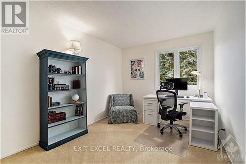 421 Valade Crescent, Ottawa, ON - Indoor Photo Showing Office