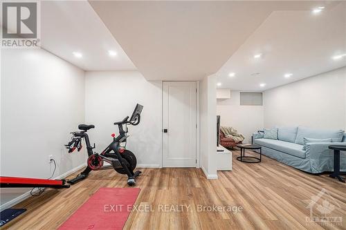 421 Valade Crescent, Ottawa, ON - Indoor Photo Showing Gym Room