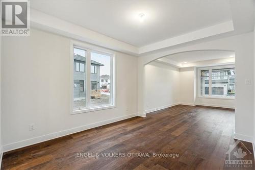 221 Soprano Avenue, Ottawa, ON - Indoor Photo Showing Other Room