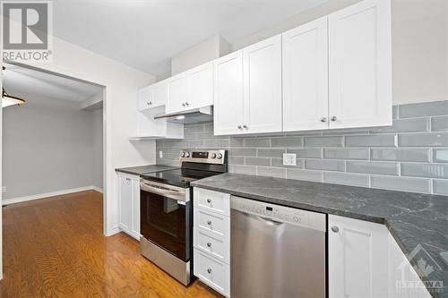 4361 Wildmint Square, Ottawa, ON - Indoor Photo Showing Kitchen