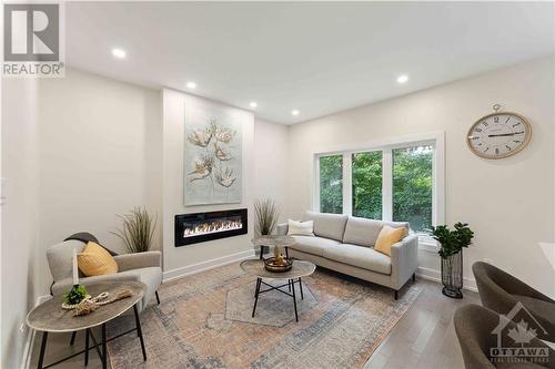 66 Prince Albert Street, Ottawa, ON - Indoor Photo Showing Living Room With Fireplace