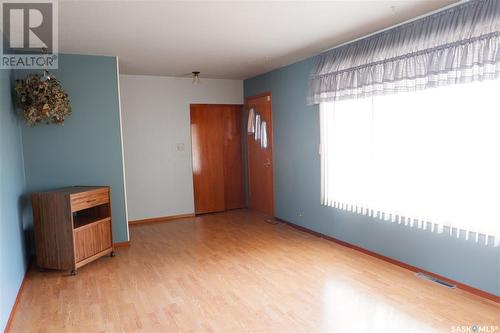 716 4Th Street E, Assiniboia, SK - Indoor Photo Showing Other Room