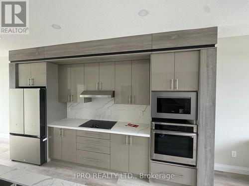 51 Warren Trail, Welland, ON - Indoor Photo Showing Kitchen