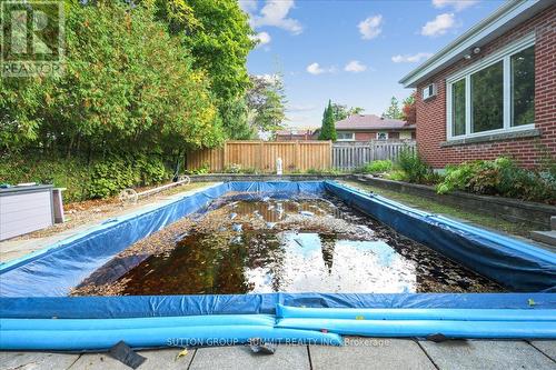 17 Tally Ho Drive, Hamilton, ON - Outdoor With In Ground Pool With Backyard