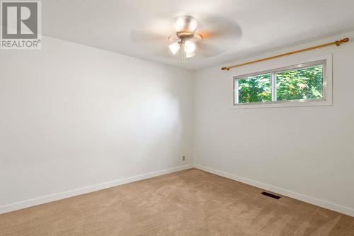 460 Eldorado Road, Kelowna, BC - Indoor Photo Showing Other Room