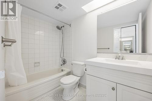 105 - 20 Dean Park Road, Toronto, ON - Indoor Photo Showing Bathroom