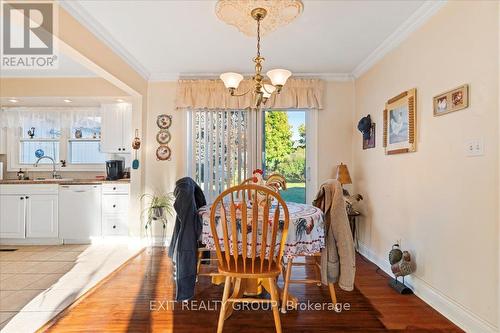 278 Riverside Parkway, Quinte West, ON - Indoor Photo Showing Dining Room