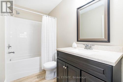 1962 Elana Drive, Severn, ON - Indoor Photo Showing Bathroom