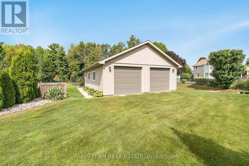 1962 Elana Drive, Severn, ON - Outdoor