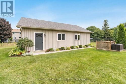 1962 Elana Drive, Severn, ON - Outdoor