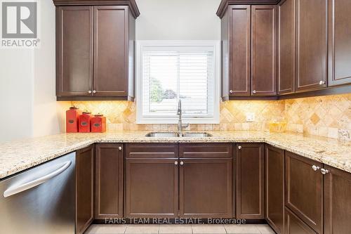 1962 Elana Drive, Severn, ON - Indoor Photo Showing Kitchen With Double Sink