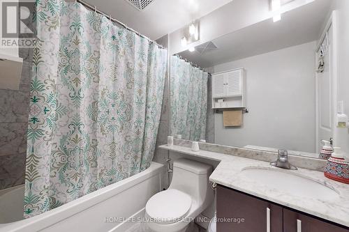 3902 - 50 Absolute Avenue, Mississauga, ON - Indoor Photo Showing Bathroom