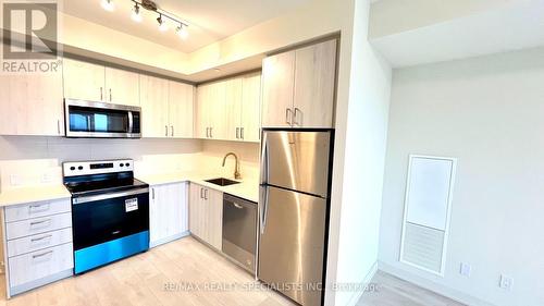 1501 - 8010 Derry Road W, Milton, ON - Indoor Photo Showing Kitchen