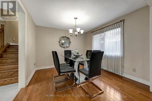 8 Lowell Street S, Cambridge, ON - Indoor Photo Showing Dining Room