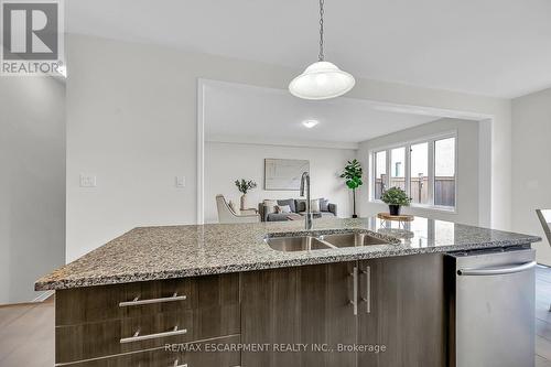 3 Kelso Drive, Haldimand, ON - Indoor Photo Showing Kitchen With Double Sink With Upgraded Kitchen