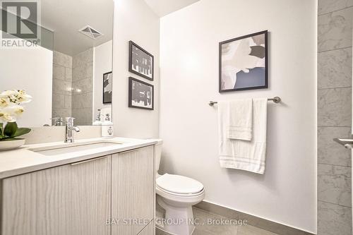 1106 - 32 Forest Manor Road, Toronto, ON - Indoor Photo Showing Bathroom