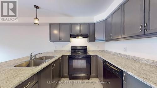 1056 Clipper Lane, Pickering, ON - Indoor Photo Showing Kitchen With Double Sink