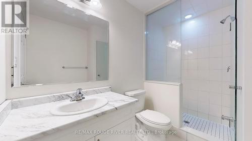 1056 Clipper Lane, Pickering, ON - Indoor Photo Showing Bathroom