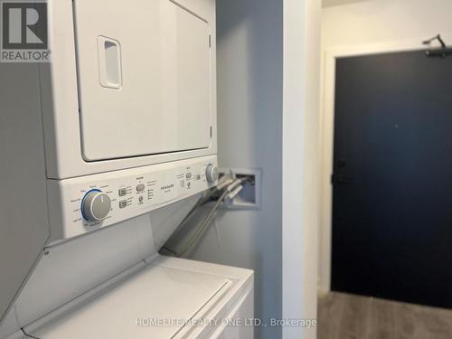 812 - 1480 Bayly Street, Pickering, ON - Indoor Photo Showing Laundry Room