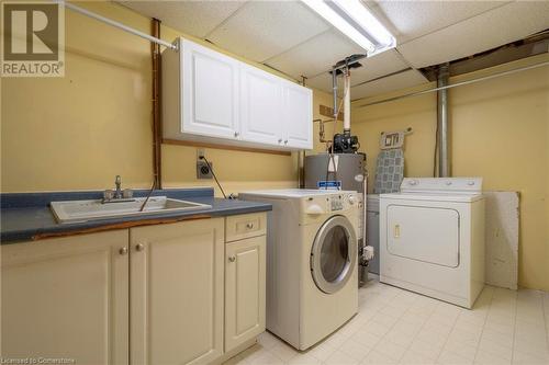 24 Springdale Boulevard, Guelph, ON - Indoor Photo Showing Laundry Room