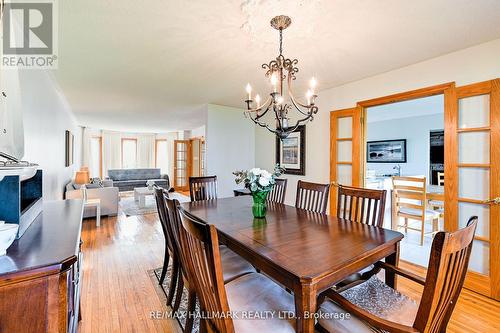 223 Bayshore Road, Innisfil, ON - Indoor Photo Showing Dining Room