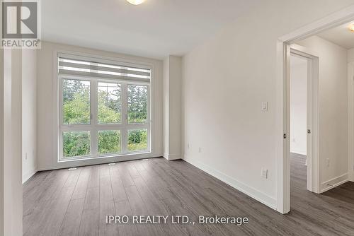 9 - 3 Bond Crescent, Richmond Hill, ON - Indoor Photo Showing Other Room