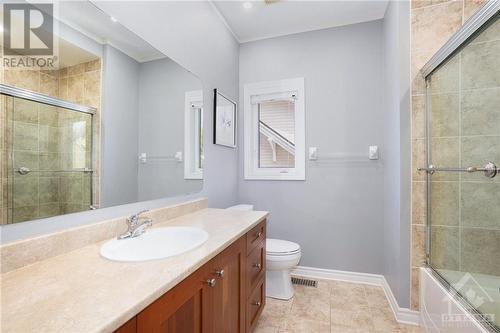 225 Bradwell Way, Ottawa, ON - Indoor Photo Showing Bathroom