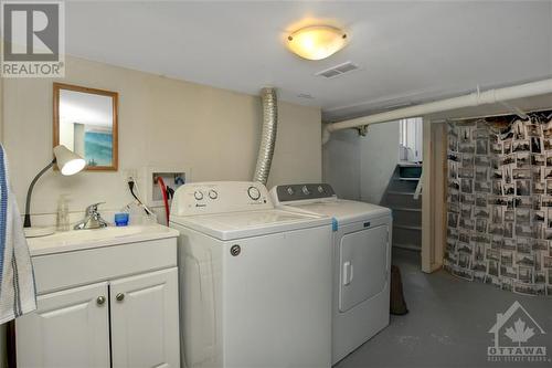 Main Floor Unit - 261 Holmwood Avenue, Ottawa, ON - Indoor Photo Showing Laundry Room