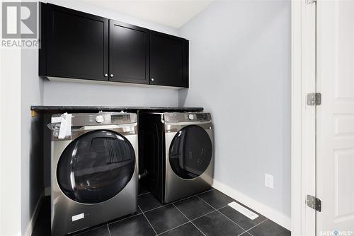 5360 Aerial Crescent, Regina, SK - Indoor Photo Showing Laundry Room