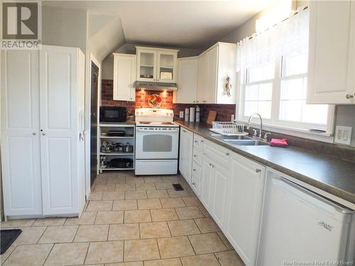 166 Main Street, Canterbury, NB - Indoor Photo Showing Kitchen With Double Sink