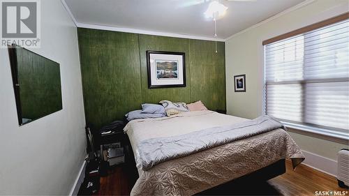 298 12Th Street E, Prince Albert, SK - Indoor Photo Showing Bedroom