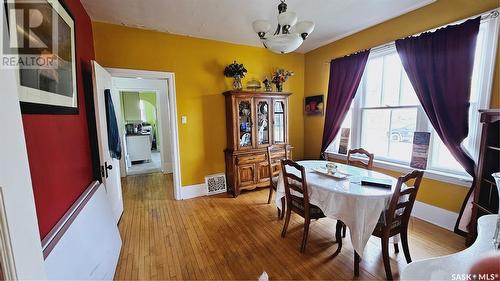 298 12Th Street E, Prince Albert, SK - Indoor Photo Showing Dining Room