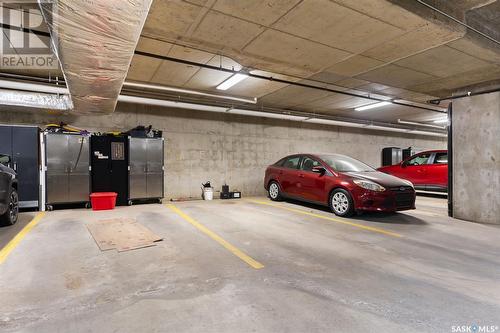 100W 1300 Stockton Street N, Regina, SK - Indoor Photo Showing Garage