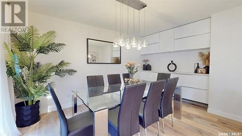 3321 Regina Avenue, Regina, SK - Indoor Photo Showing Dining Room