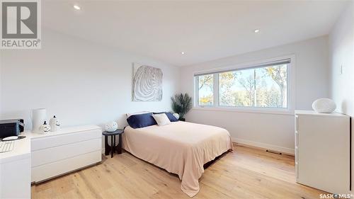 3321 Regina Avenue, Regina, SK - Indoor Photo Showing Bedroom