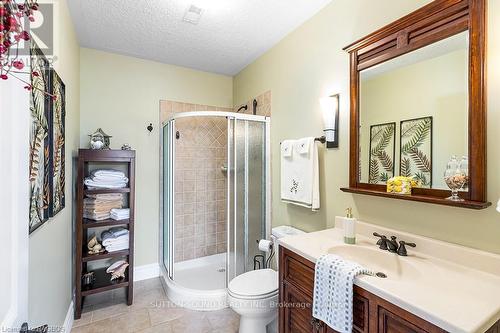 136 Sunset Boulevard, Georgian Bluffs, ON - Indoor Photo Showing Bathroom