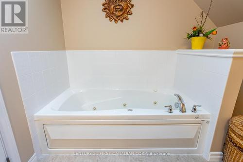 71818 Sunview Avenue, Bluewater (St. Joseph), ON - Indoor Photo Showing Bathroom