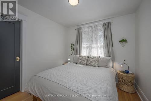 485 Grosvenor Street, London, ON - Indoor Photo Showing Bedroom