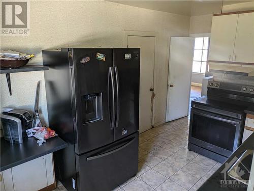 29 Wright Crescent, Brockville, ON - Indoor Photo Showing Other Room