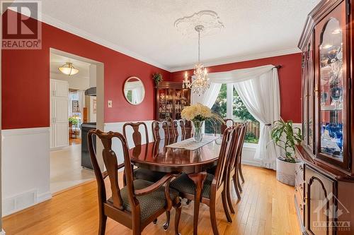 1889 Des Epinettes Avenue, Ottawa, ON - Indoor Photo Showing Dining Room