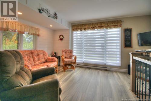 9833 Route 134, Aldouane, NB - Indoor Photo Showing Living Room