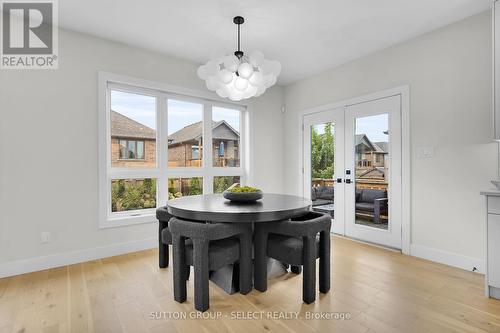 145 Collins Way, Strathroy-Caradoc (Se), ON - Indoor Photo Showing Dining Room