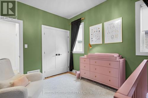 145 Collins Way, Strathroy-Caradoc (Se), ON - Indoor Photo Showing Bedroom